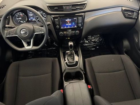 Used 2020 Nissan Rogue Sport S w/ Appearance Package image 12