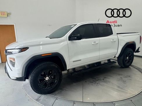 Used 2024 GMC Canyon Elevation w/ Elevation Premium Package AWD/4WD image 35