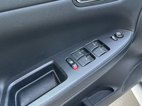 Used 2014 Chevrolet Impala LT w/ LT Sunroof Package image 6