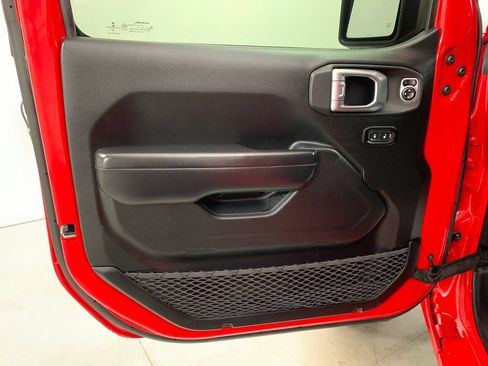 Used 2020 Jeep Wrangler Unlimited Sport S AWD/4WD image 17
