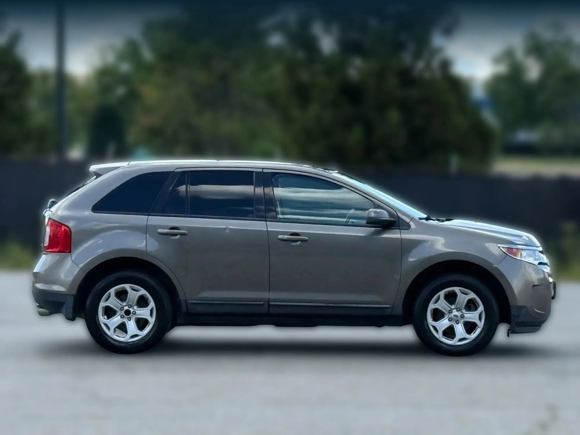 Used 2013 Ford Edge SEL FWD image 7