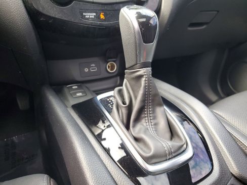 Certified 2021 Nissan Rogue Sport SL w/ Premium Package image 24