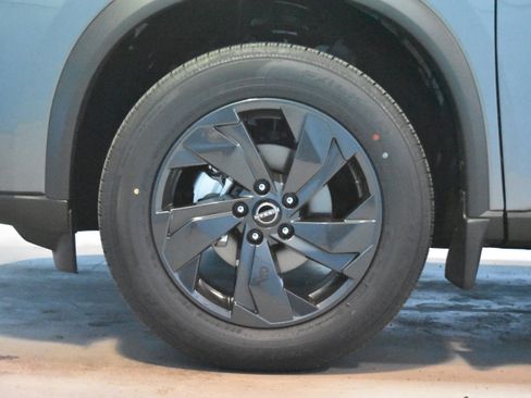 New 2026 Nissan Rogue SV w/ Cold Weather Package FWD image 21