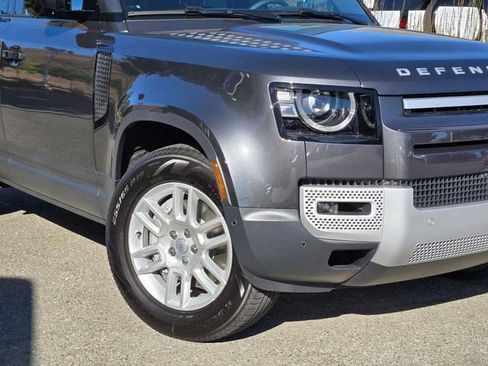 Used 2025 Land Rover Defender 110 S image 6