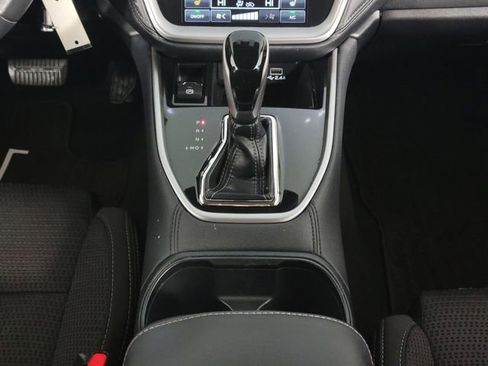 Used 2024 Subaru Outback Premium image 24