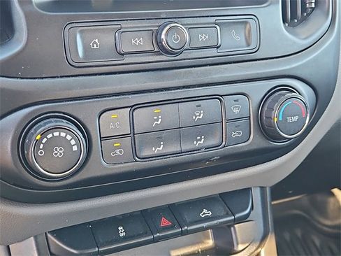 Used 2019 Chevrolet Colorado 2WD Extended Cab image 17