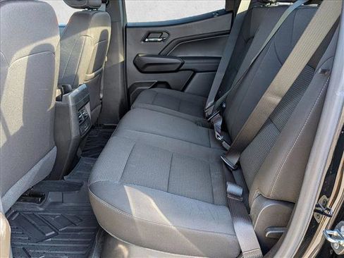Used 2023 Chevrolet Colorado LT image 19