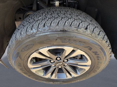 Used 2022 Chevrolet Colorado Z71 image 8