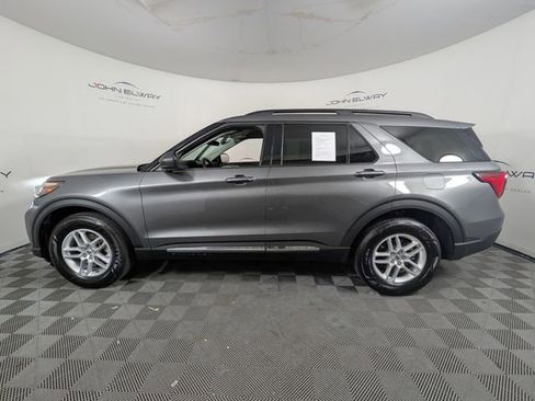 Used 2025 Ford Explorer Active image 5