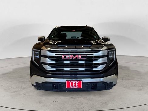 Used 2025 GMC Sierra 1500 SLE AWD/4WD image 9