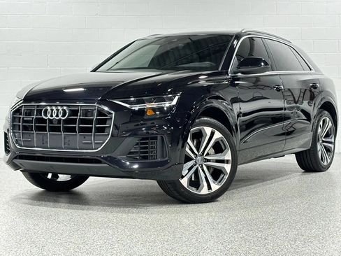 Used 2020 Audi Q8 Premium Plus w/ Premium Plus Package AWD/4WD image 2
