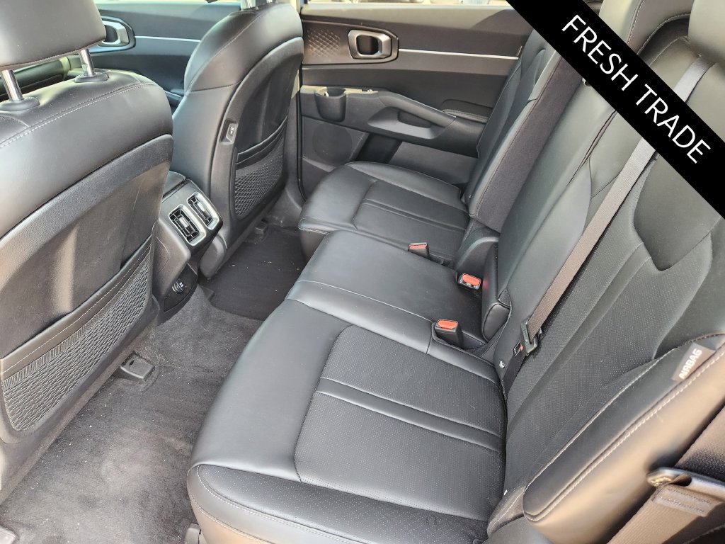 Certified 2025 Kia Sorento S w/ Panoramic Sunroof Package FWD image 30