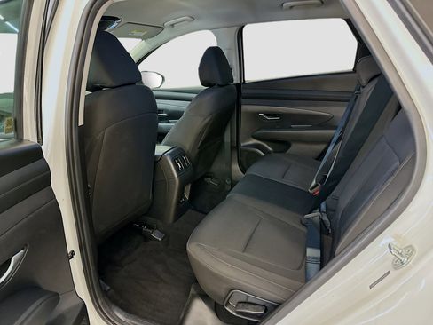Used 2025 Hyundai Tucson SEL AWD/4WD image 29