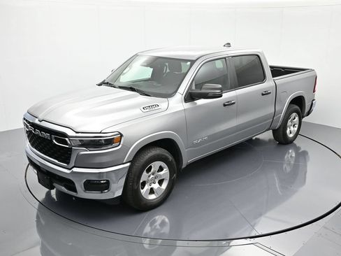 Used 2025 RAM 1500 Big Horn AWD/4WD image 43