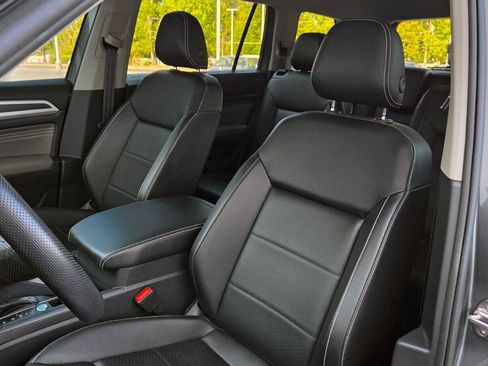 Certified 2023 Volkswagen Atlas SEL R-Line AWD/4WD image 27