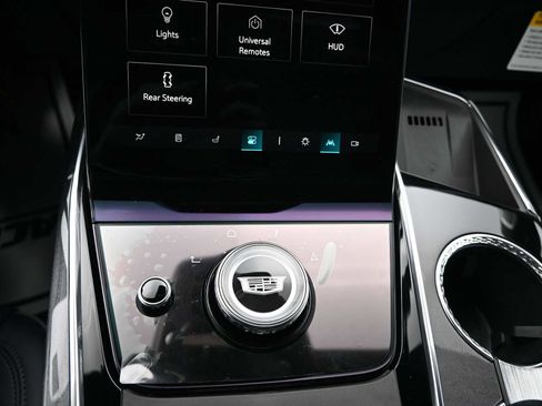 New 2025 Cadillac Escalade IQ Luxury 2 image 18