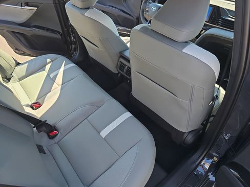 New 2025 Toyota Camry SE image 11