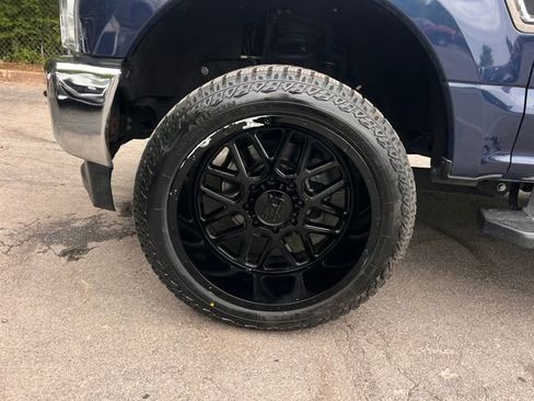 Used 2019 Ford F250 Lariat w/ Lariat Value Package AWD/4WD image 35