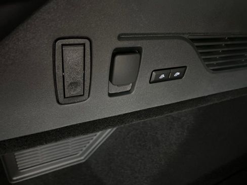 New 2026 Lincoln Nautilus Reserve w/ Jet Appearance Package image 40