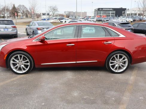 Used 2015 Cadillac XTS Premium image 4