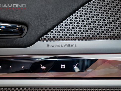 Used 2023 BMW i7 xDrive60 image 79