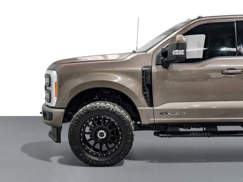 Used 2023 Ford F350 Lariat w/ Sport Appearance Package image 11