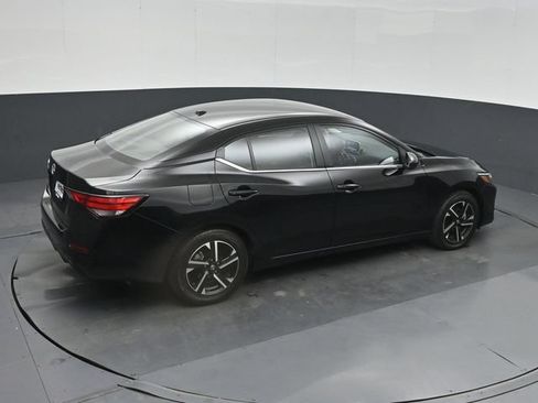 Used 2025 Nissan Sentra SV FWD image 38