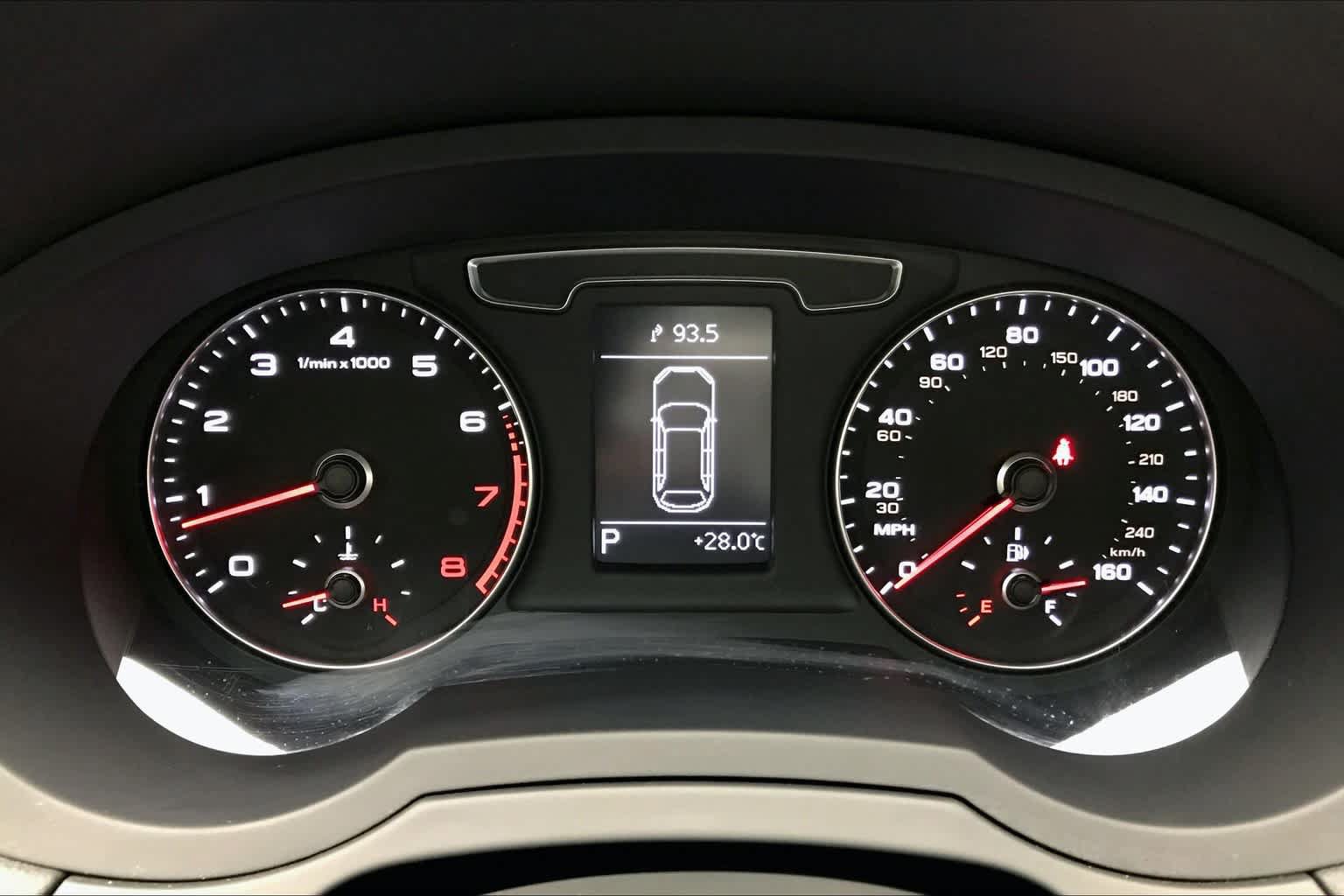 Used 2018 Audi Q3 2.0T Premium FWD image 17