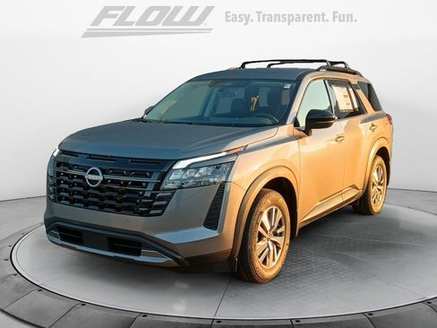 New 2026 Nissan Pathfinder SL w/ Cargo Package FWD image 3