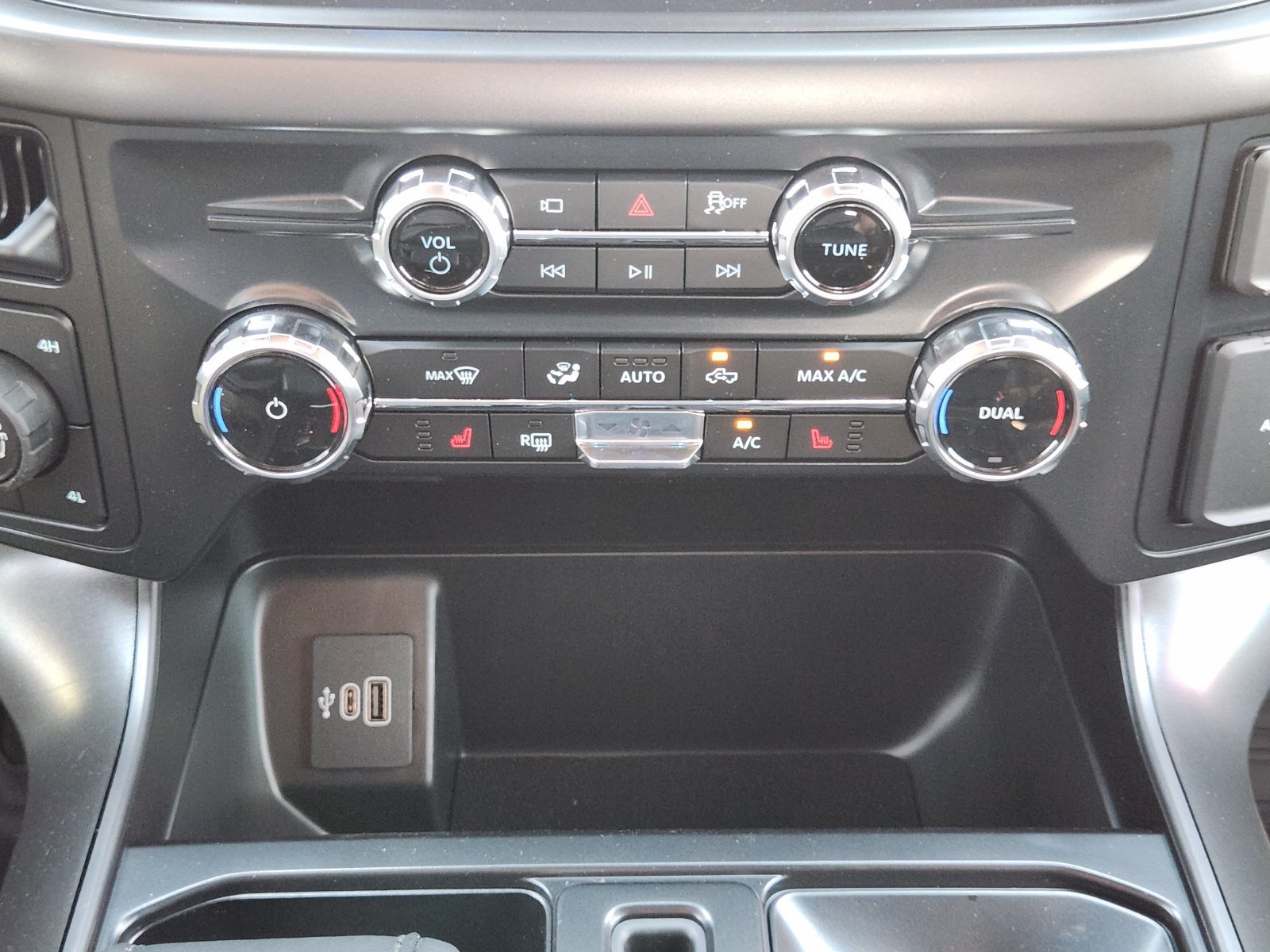 New 2026 Ford F150 Tremor AWD/4WD image 19