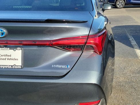 Certified 2019 Toyota Avalon XSE FWD image 8