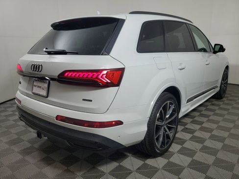 Used 2024 Audi Q7 3.0T Prestige image 6