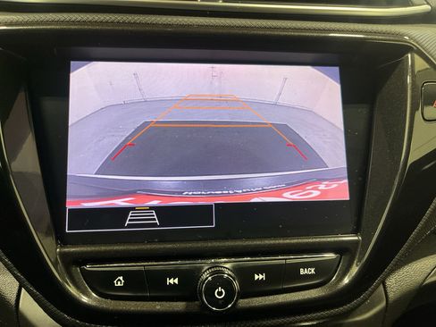 Used 2022 Chevrolet TrailBlazer LT w/ Convenience Package AWD/4WD image 32