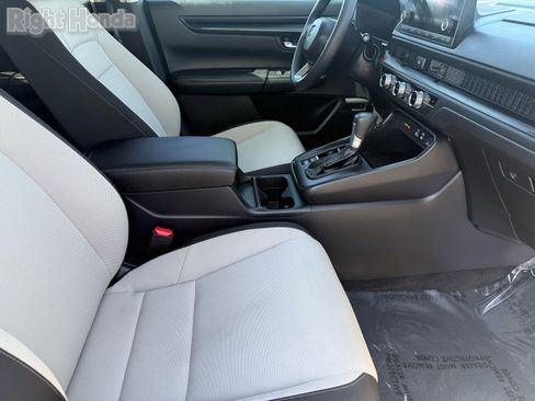Certified 2024 Honda CR-V EX image 31