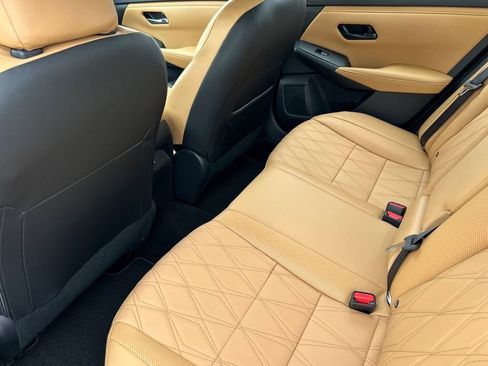 New 2025 Nissan Sentra SV w/ SV Premium Package image 10