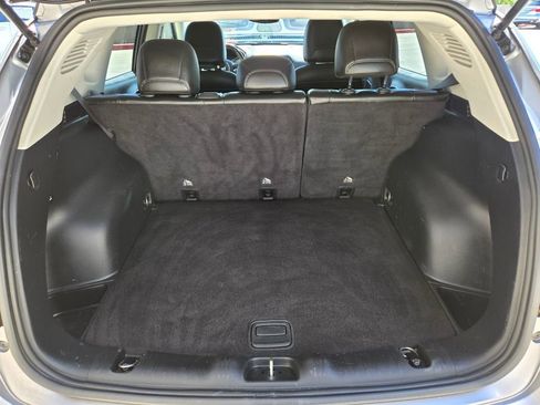 Used 2020 Jeep Compass Limited FWD image 17