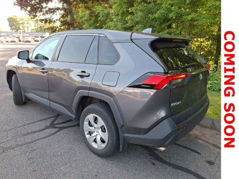 Used 2023 Toyota RAV4 LE AWD/4WD image 8