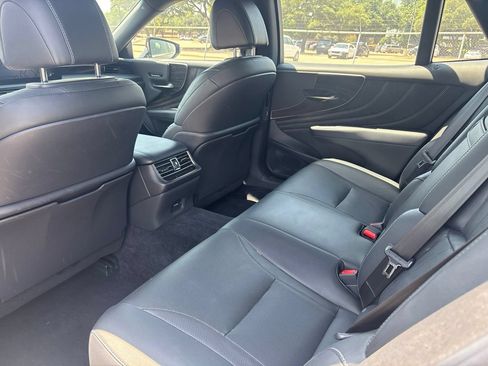 Used 2021 Lexus LS 500 w/ Accessory Package (Z2) RWD image 11