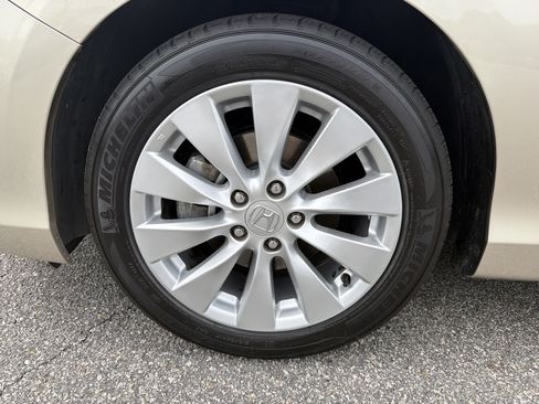 Used 2013 Honda Accord EX-L image 21