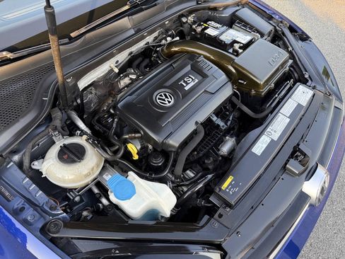 Used 2016 Volkswagen Golf R 4-Door AWD/4WD image 29