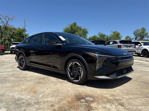 New 2025 Kia K4 EX image 2