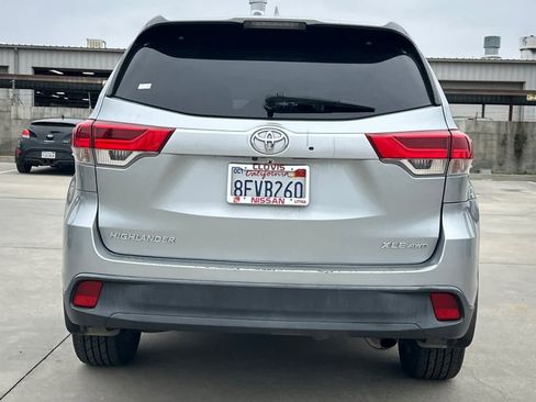 Used 2019 Toyota Highlander XLE image 8