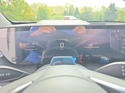 New 2026 Buick Enclave Sport Touring w/ Super Cruise Package image 20