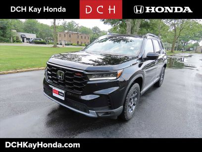 New 2025 Honda Pilot TrailSport