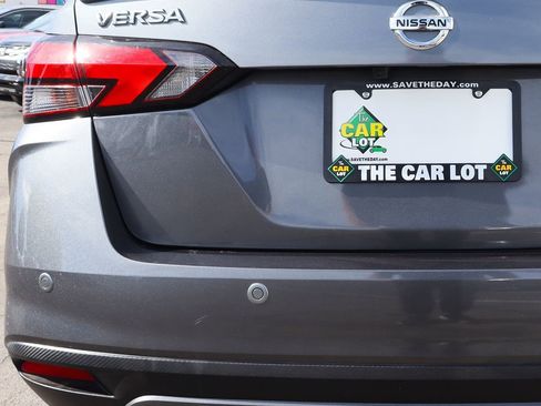 Used 2020 Nissan Versa SR w/ Electronics Package image 19