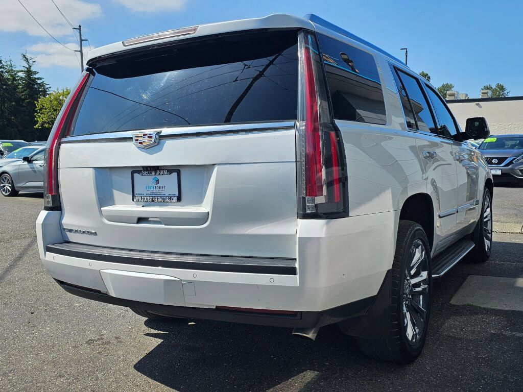Used 2018 Cadillac Escalade Premium Luxury w/ LPO, Radiant Package AWD/4WD image 5