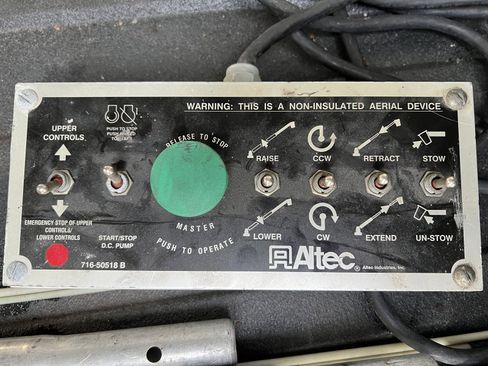 Used 2014 Ford E-350 and Econoline 350 Super Duty image 10