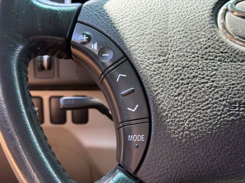 Used 2007 Toyota 4Runner SR5 AWD/4WD image 20
