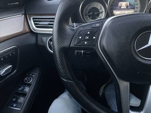 Used 2015 Mercedes-Benz E 350 4MATIC Sedan image 33