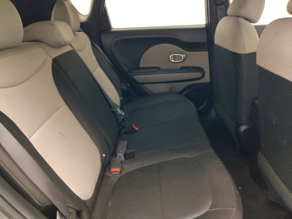 Used 2017 Kia Soul FWD image 19